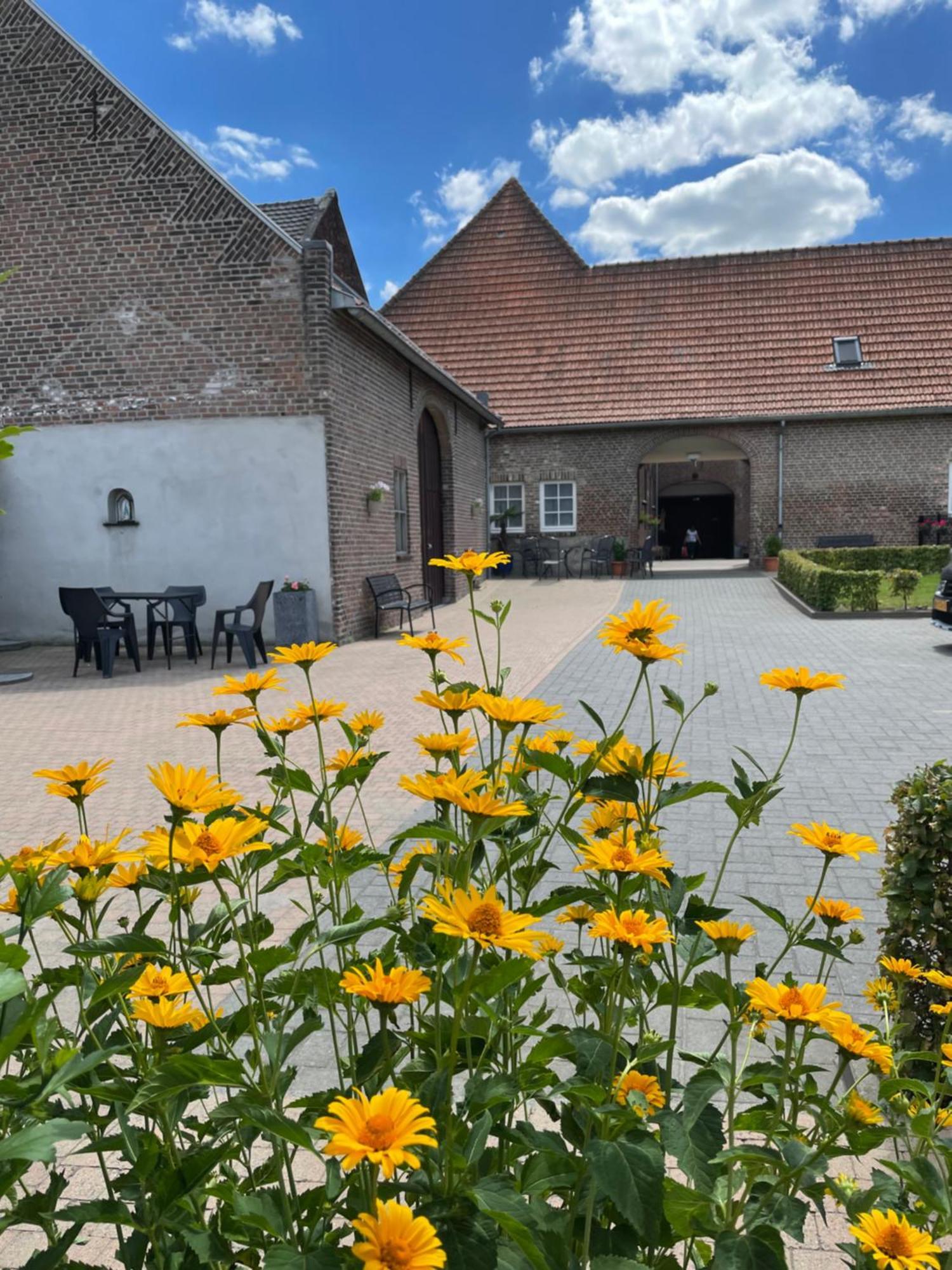 B&B Maria Hart Weert Dış mekan fotoğraf